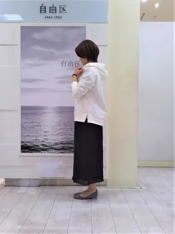 自由区 中鉢 コーディネート画像