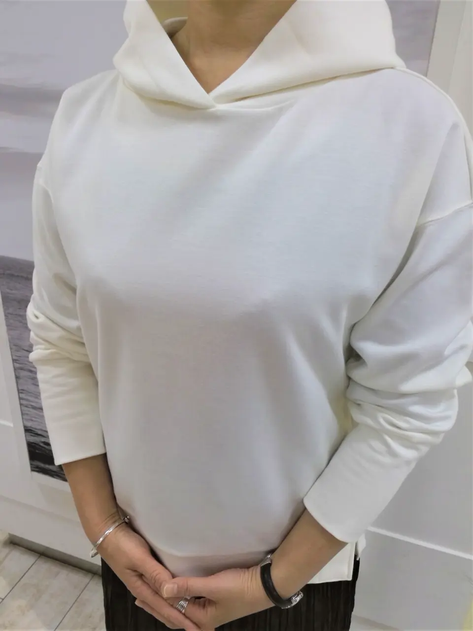 自由区 中鉢 コーディネート画像