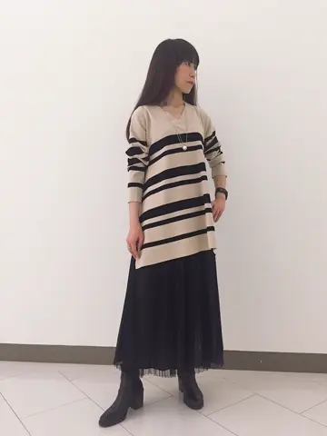 自由区 L スタッフ コーディネート画像