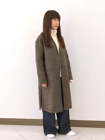 自由区 L スタッフ コーディネート画像