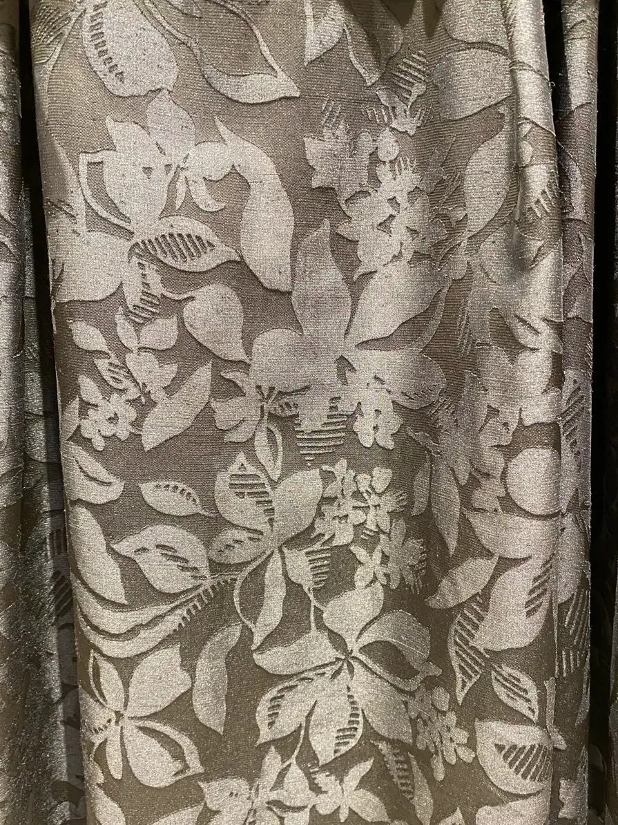 自由区 L 中島 コーディネート画像