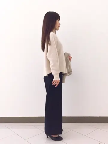 自由区 L スタッフ コーディネート画像