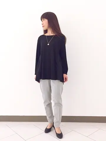 自由区 L スタッフ コーディネート画像