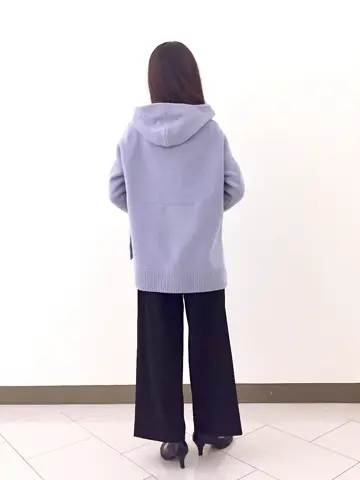 自由区 L スタッフ コーディネート画像