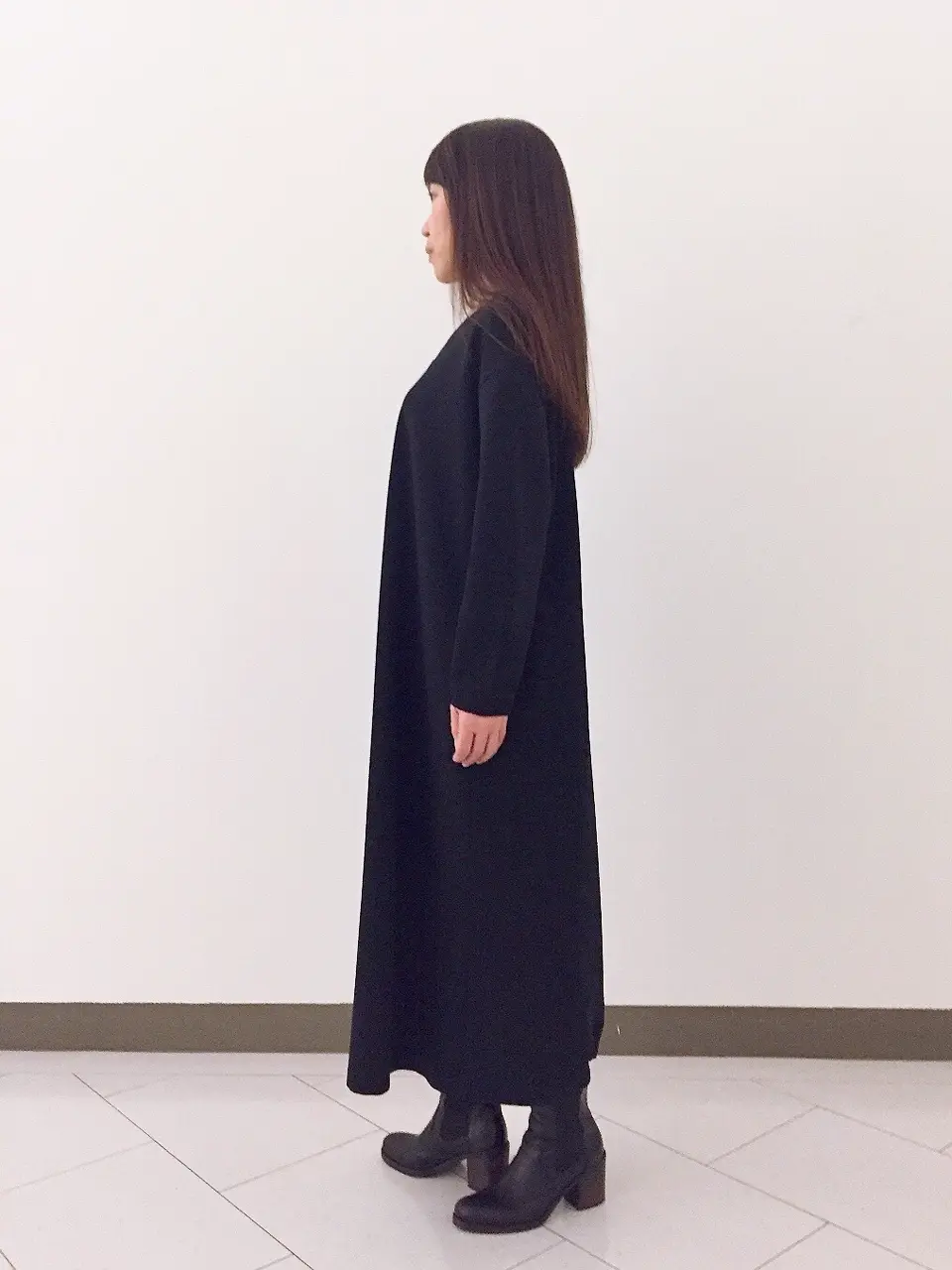 自由区 L スタッフ コーディネート画像