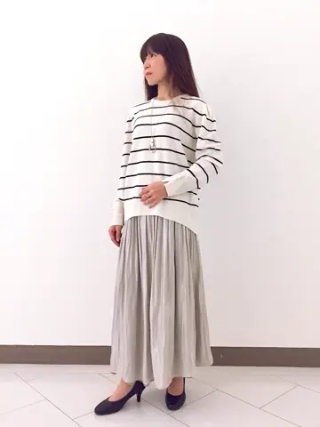 自由区 L スタッフ コーディネート画像