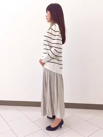 自由区 L スタッフ コーディネート画像