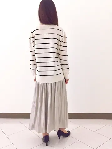 自由区 L スタッフ コーディネート画像