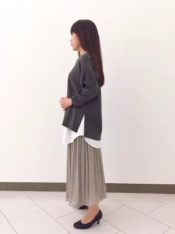 自由区 L スタッフ コーディネート画像