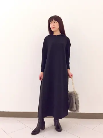 自由区 L スタッフ コーディネート画像