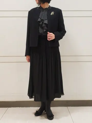 自由区 L スタッフ コーディネート画像