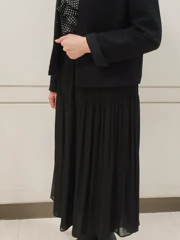 自由区 L スタッフ コーディネート画像