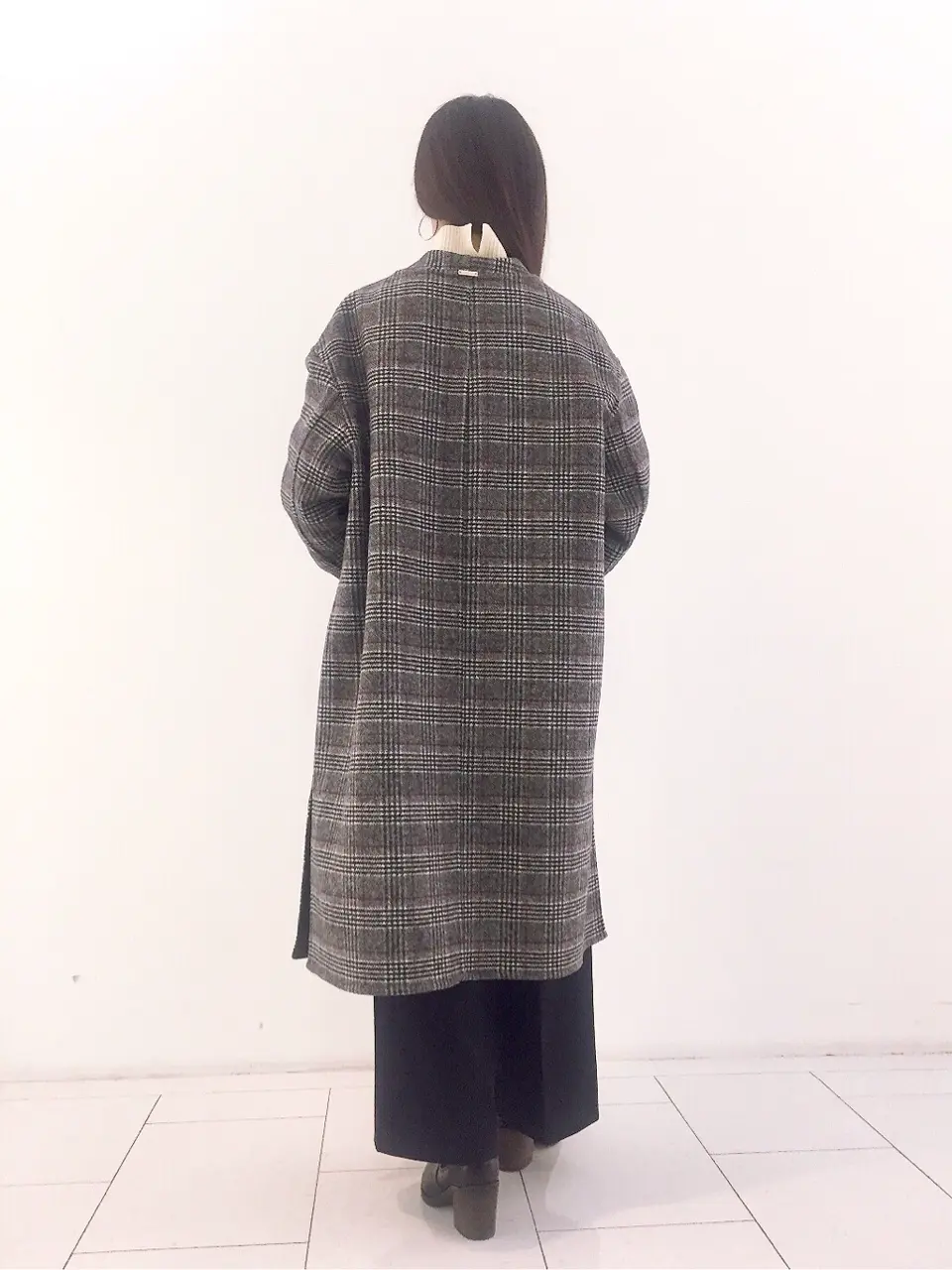 自由区 L スタッフ コーディネート画像