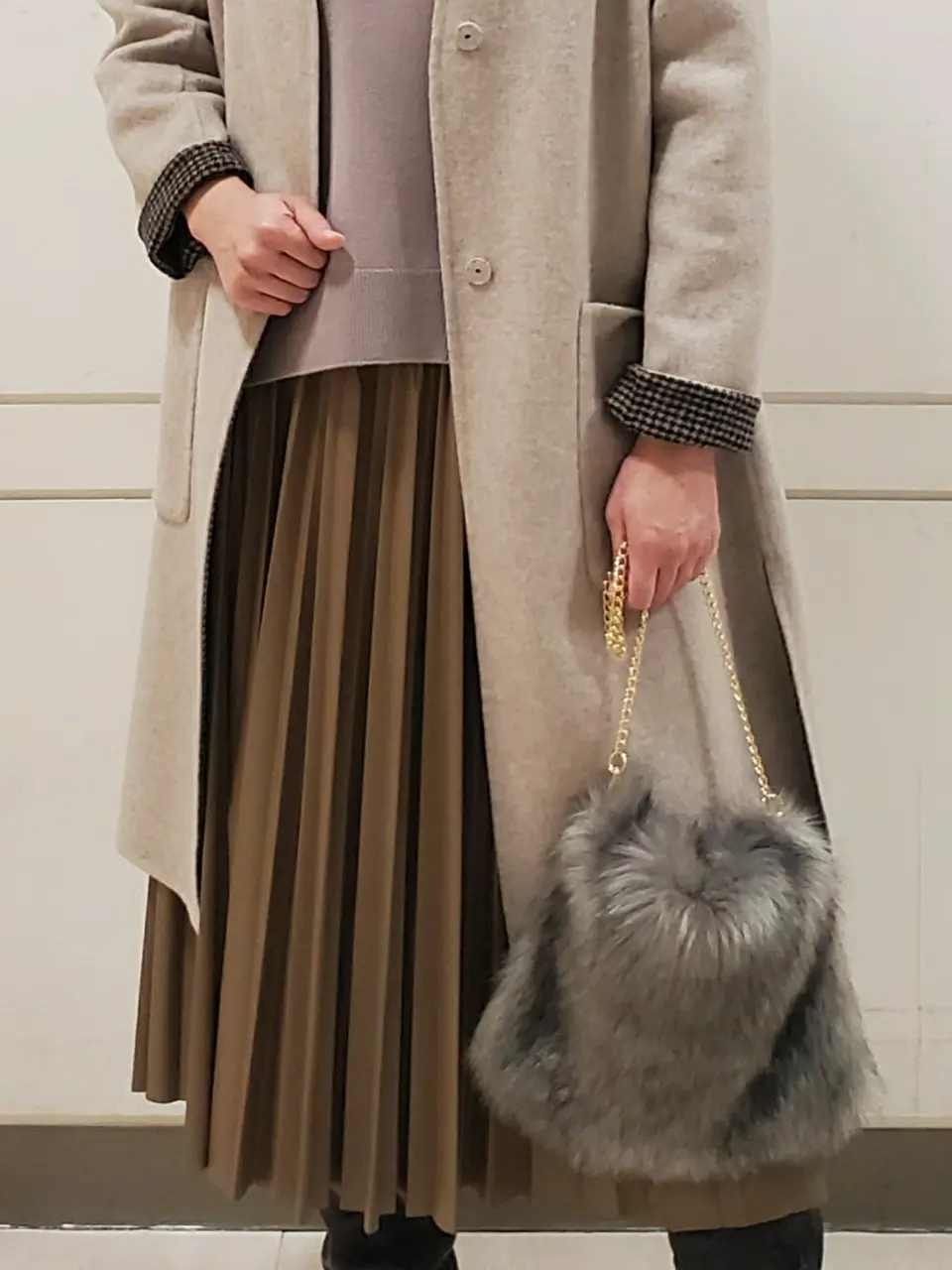 自由区 L スタッフ コーディネート画像