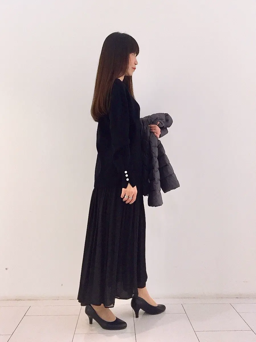 自由区 L スタッフ コーディネート画像