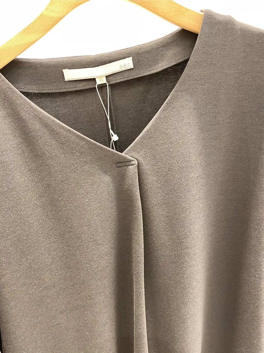 自由区 L 中島 コーディネート画像