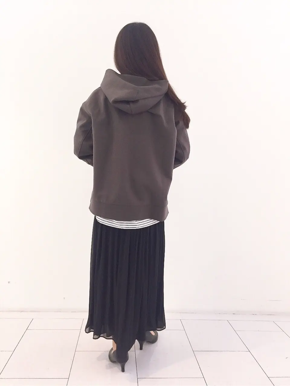 自由区 L スタッフ コーディネート画像