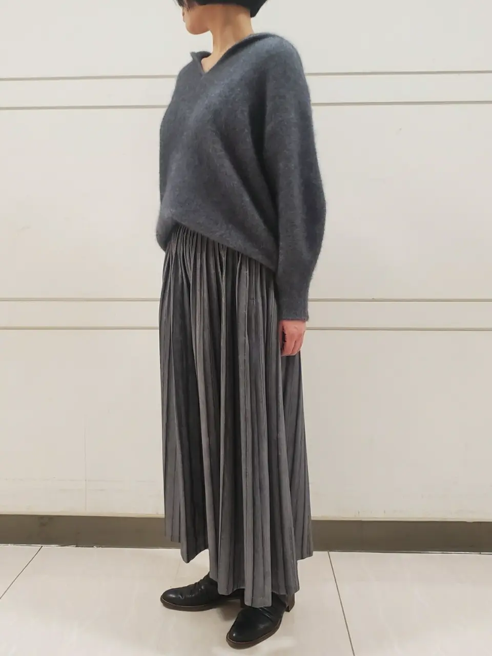 自由区 L スタッフ コーディネート画像