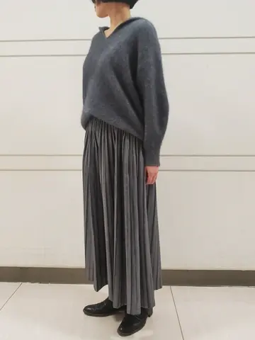 自由区 L スタッフ コーディネート画像