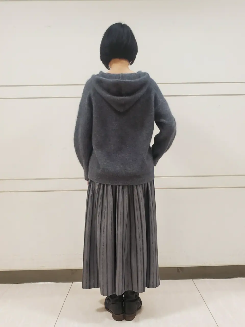 自由区 L スタッフ コーディネート画像