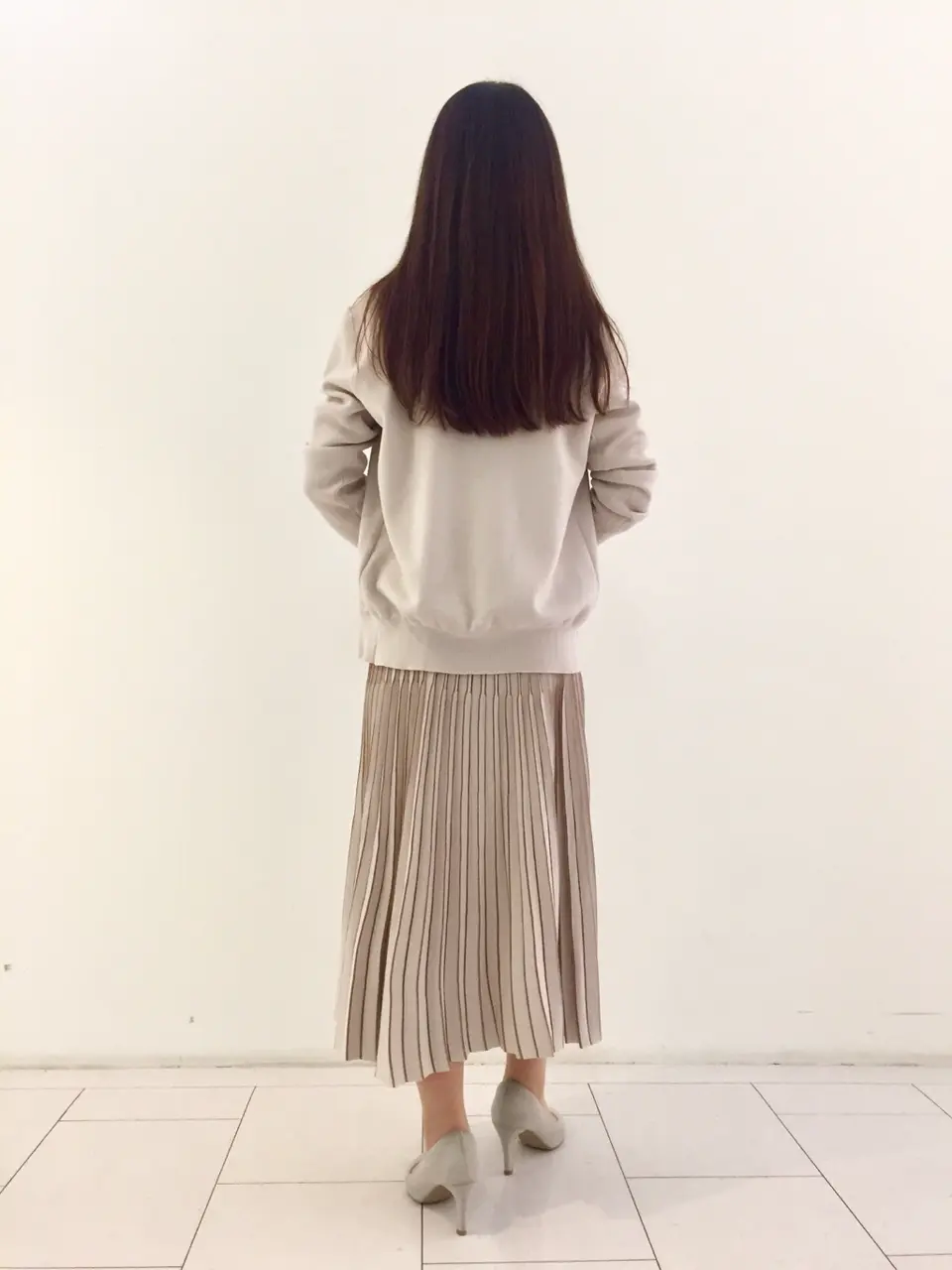 自由区 L スタッフ コーディネート画像