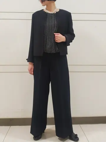 自由区 L スタッフ コーディネート画像