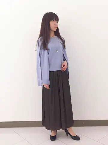 自由区 L スタッフ コーディネート画像