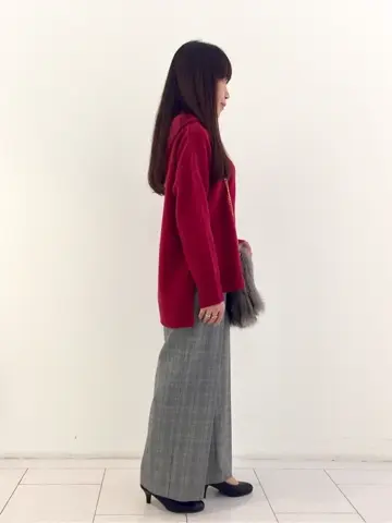 自由区 L スタッフ コーディネート画像