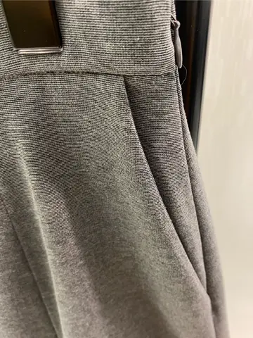 自由区 L 中島 コーディネート画像