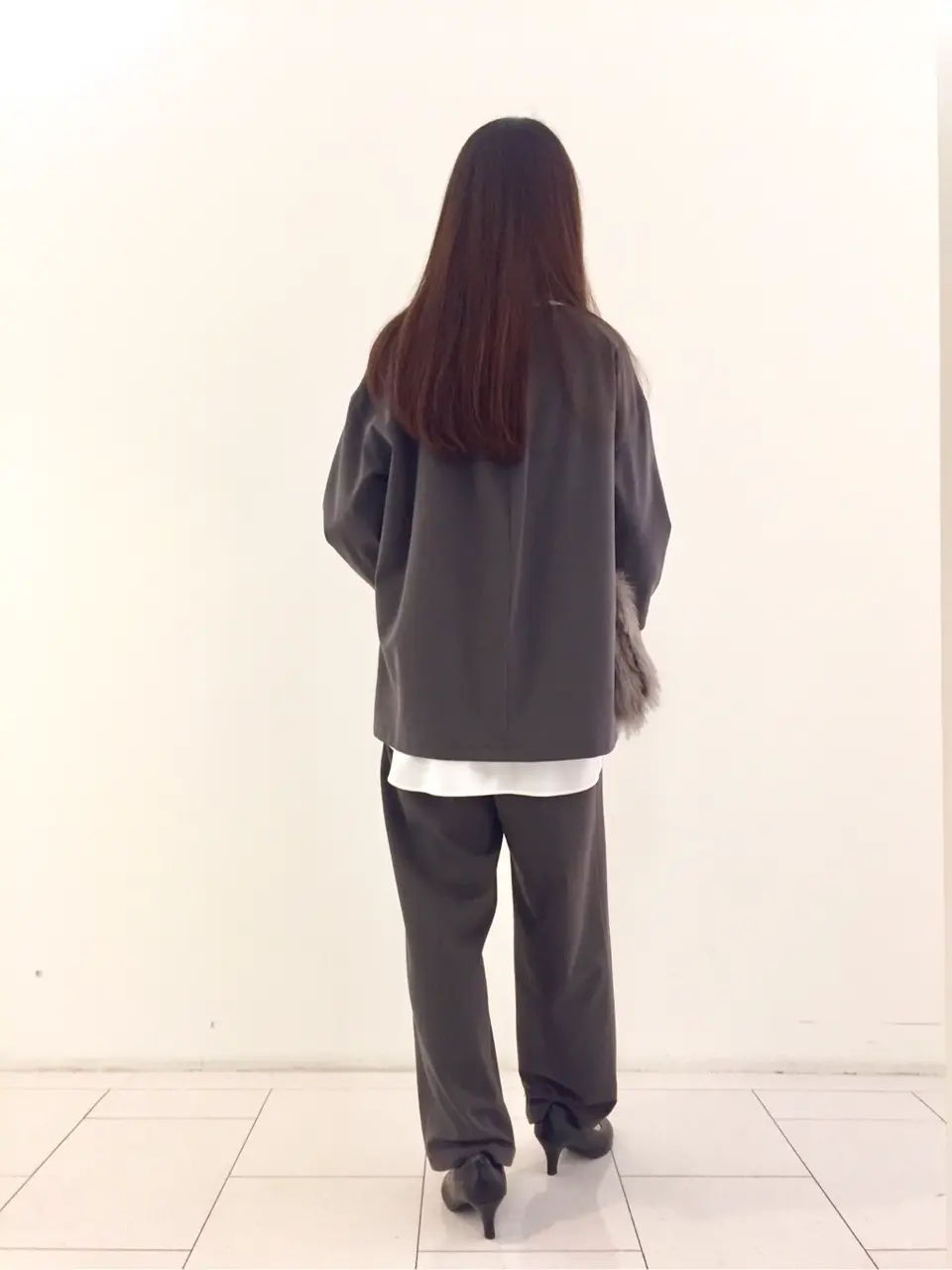 自由区 L スタッフ コーディネート画像