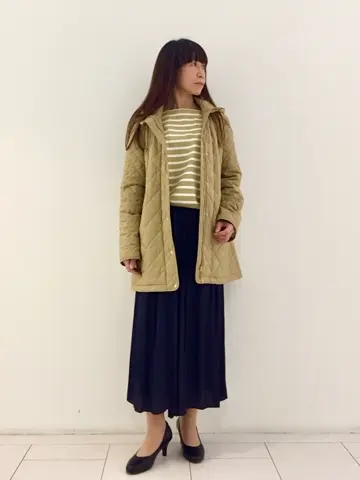 自由区 L スタッフ コーディネート画像