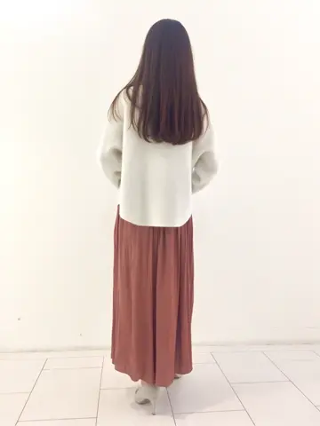 自由区 L スタッフ コーディネート画像