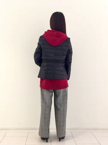 自由区 L スタッフ コーディネート画像