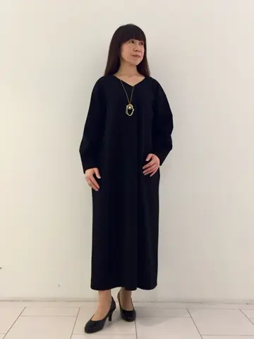 自由区 L スタッフ コーディネート画像