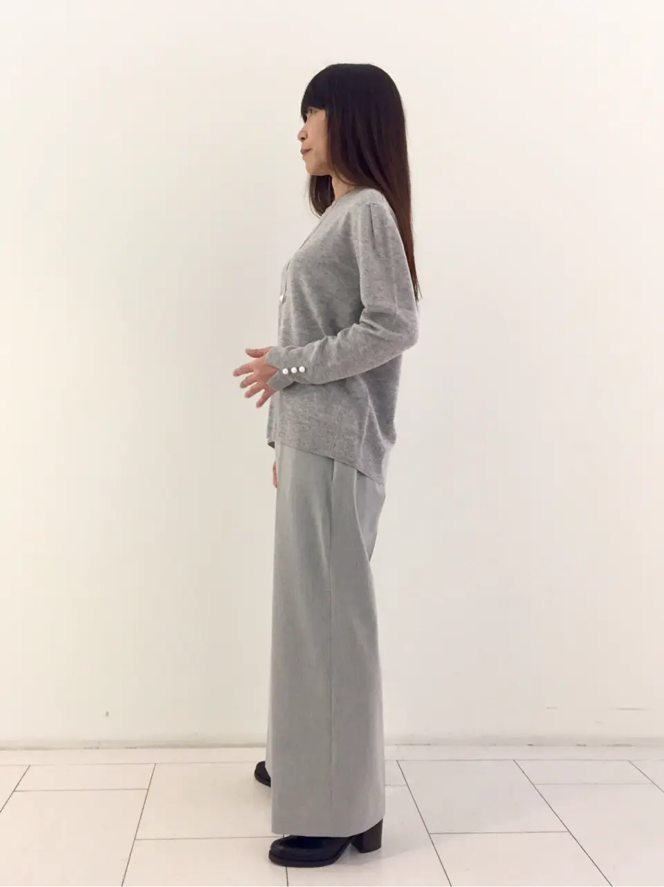 自由区 L スタッフ コーディネート画像