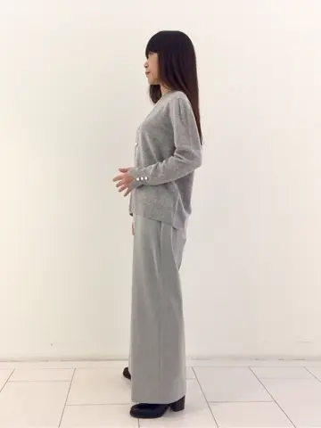 自由区 L スタッフ コーディネート画像