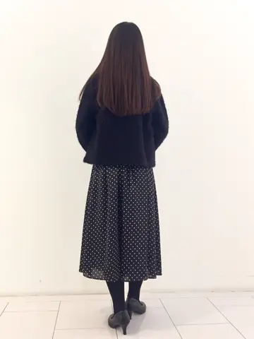 自由区 L スタッフ コーディネート画像