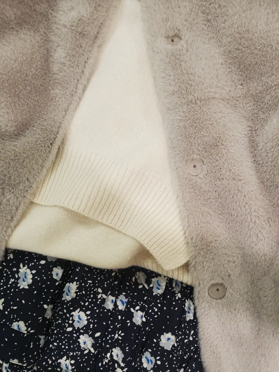 自由区 L スタッフ コーディネート画像