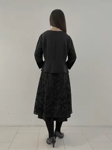 自由区 L スタッフ コーディネート画像