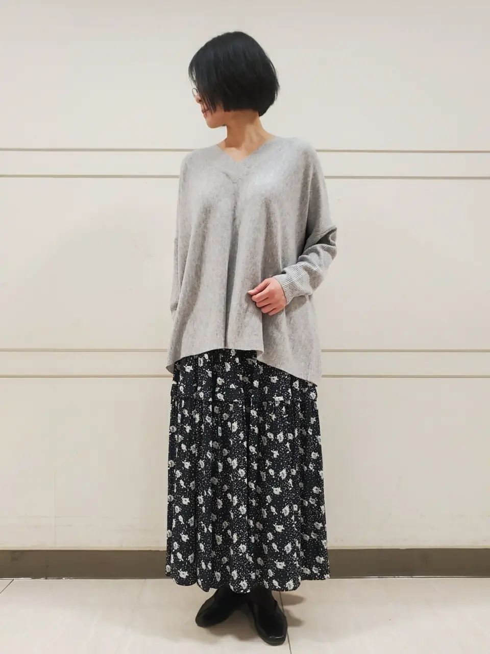 自由区 L スタッフ コーディネート画像