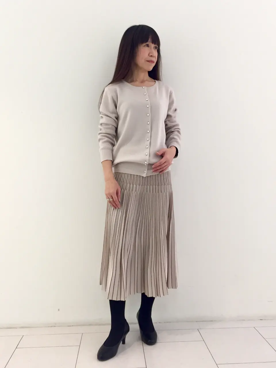 自由区 L スタッフ コーディネート画像