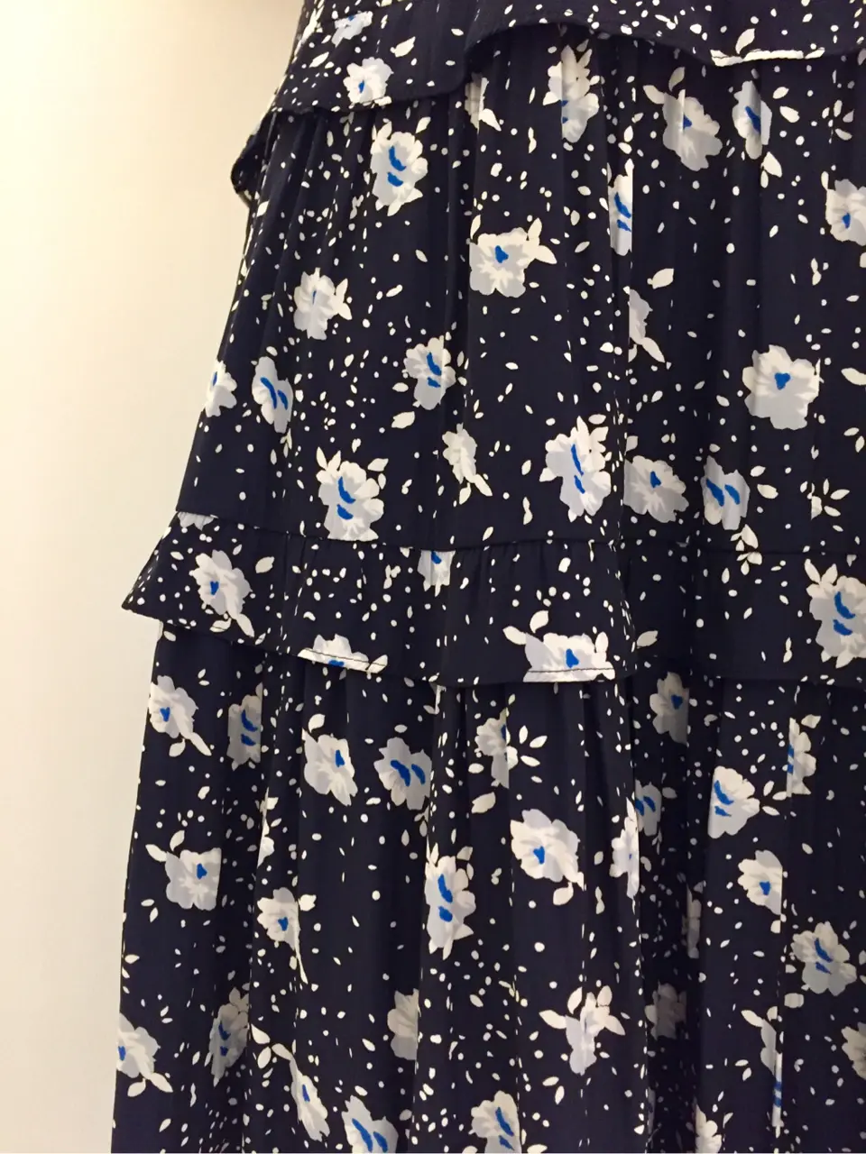 自由区 L スタッフ コーディネート画像