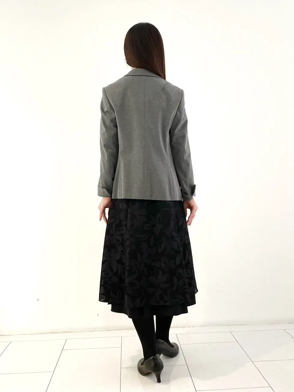 自由区 L スタッフ コーディネート画像