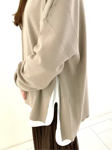 自由区 L スタッフ コーディネート画像