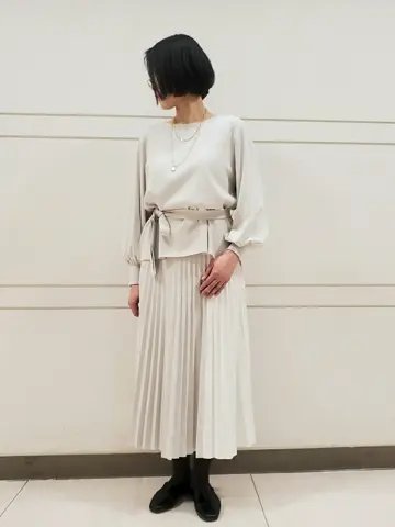 自由区 L スタッフ コーディネート画像