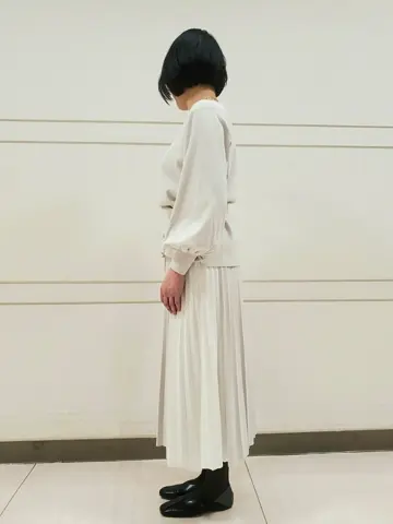 自由区 L スタッフ コーディネート画像