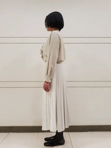 自由区 L スタッフ コーディネート画像