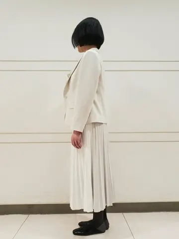 自由区 L スタッフ コーディネート画像