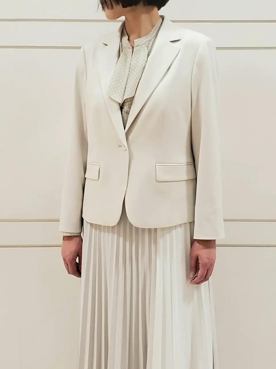 自由区 L スタッフ コーディネート画像