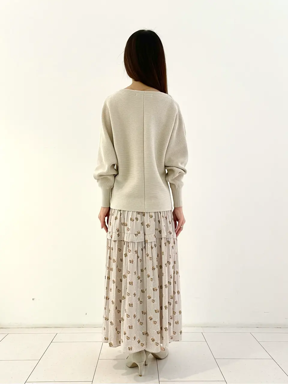 自由区 L スタッフ コーディネート画像